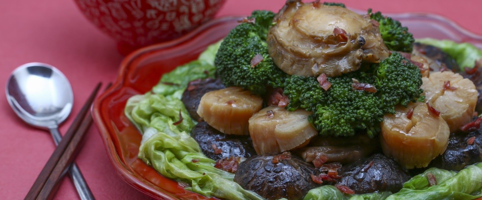 Braised Abalone with Mushrooms: A Delicious and Authentic Chinese Recipe